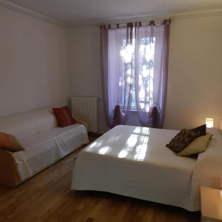 Residenza Maria Guest house *