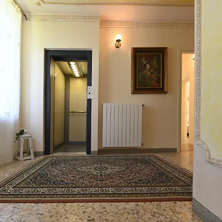Residenza Maria Guest house *